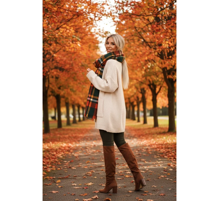 619-2 Pohodlný a elegantní dámský žebrovaný overal s výstřihem - khaki barva