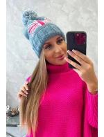 Dámská čepice s bambulí Elizabeth model 18752283 denim - K-Fashion Dámská čepice s bambulí Elizabeth model 18752283 denim - K-Fashion