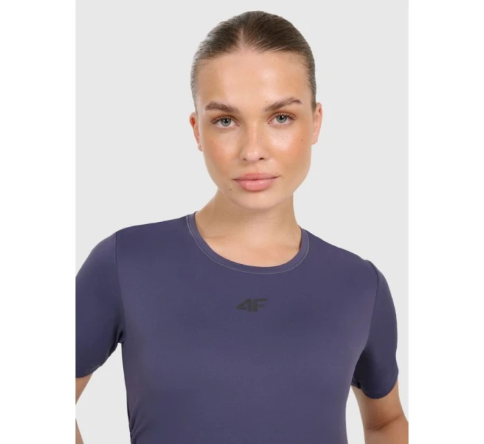 Dámský rychleschnoucí top na jógu a model 21815267 - 4F Dámský rychleschnoucí top na jógu a model 21815267 - 4F