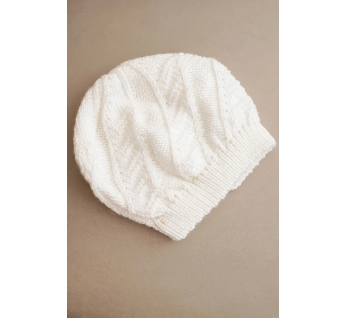 Dámská zimní čepice vlněná s krystaly a vzorem model 21859293 mocca - K-Fashion