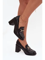 Dámské polobotky na podpatku s a zlatým detailem Černé model 21709845 - Boto Dámské polobotky na podpatku s a zlatým detailem Černé model 21709845 - Boto