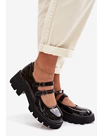 Lakované dámské polobotky na podpatku s pásky model 22039927 - Boto