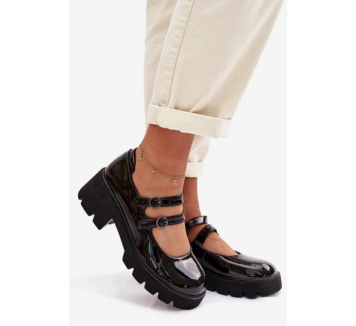 Lakované dámské polobotky na podpatku s pásky model 22039927 - Boto