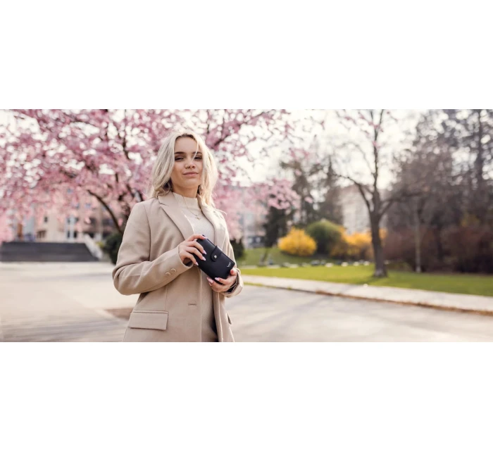 Peněženka VUCH Maeva Middle Black Peněženka VUCH Maeva Middle Black