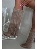 Dámské Kožené Boty Na Podpatku S třásněmi Béžové model 21704788 - Boto