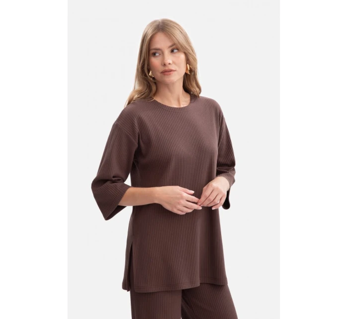 B301 Žebrovaný pletený top - hnědý