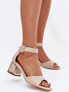 Sandály na podpatku  model 213931 Step in style