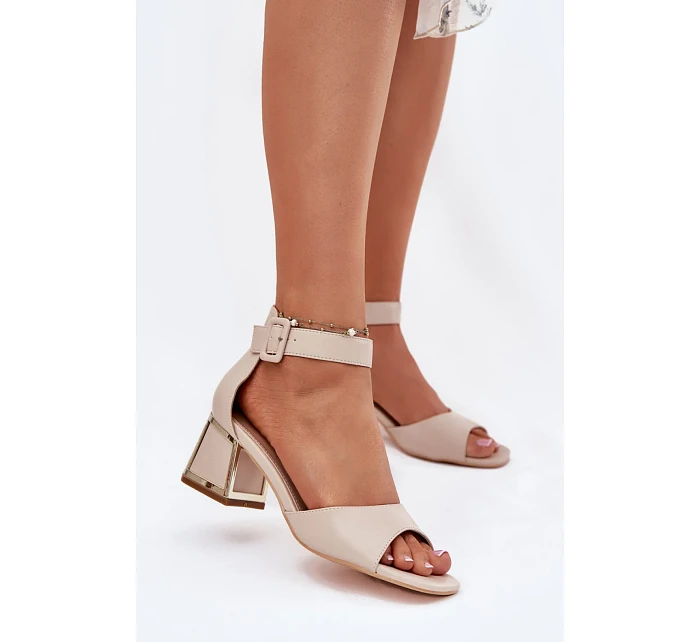 Sandály na podpatku  model 213931 Step in style