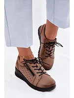 Kožené dámské polobotky na platformě model 22100867 Béžové - VINCEZA Kožené dámské polobotky na platformě model 22100867 Béžové - VINCEZA