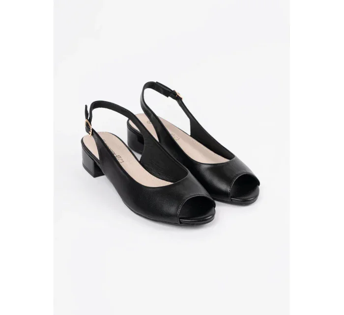 Zajímavé  sandály dámské černé na širokém podpatku