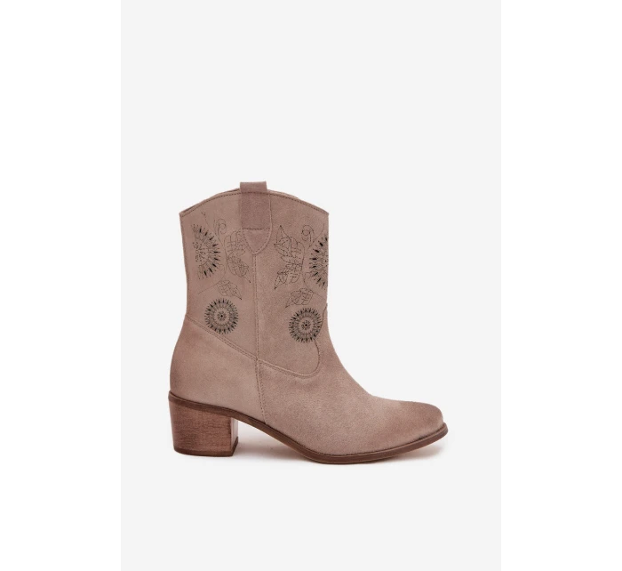 Semišové kožené dámské boty s na podpatku  Cappuccino model 21713188 - Zazoo