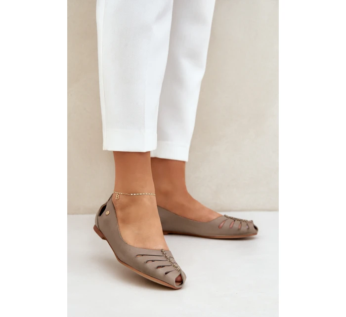 model 21684103 Pohodlné dámské kožené baleríny tmavě béžové - Zazoo