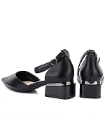 Dámské lodičky na klínku s páskem černé Vinceza 62278