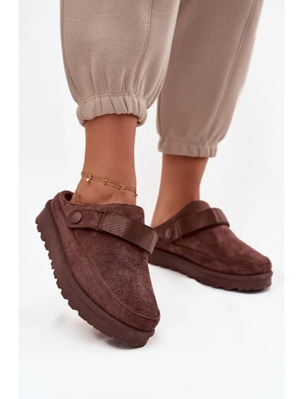 Dámské teplé pantofle s kožešinou na platformě čokoládové model 21715168 - Boto