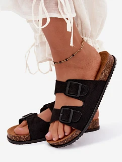 Dámské pantofle s prvky černé model 22275163 - Boto