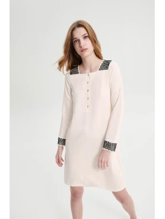 Noční košile s knoflíkovou légou model 18937154 - Vamp