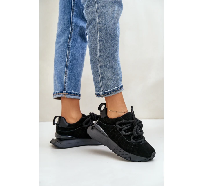 Dámské Zamszové Tenisky Na Platformě S Hlavním Šněrováním Artiker 54C1464 Černé Dámské Zamszové Tenisky Na Platformě S Hlavním Šněrováním Artiker 54C1464 Černé