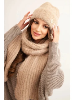 Dámský set čepice a model 21461096 šály z měkké příze camelový - K-Fashion