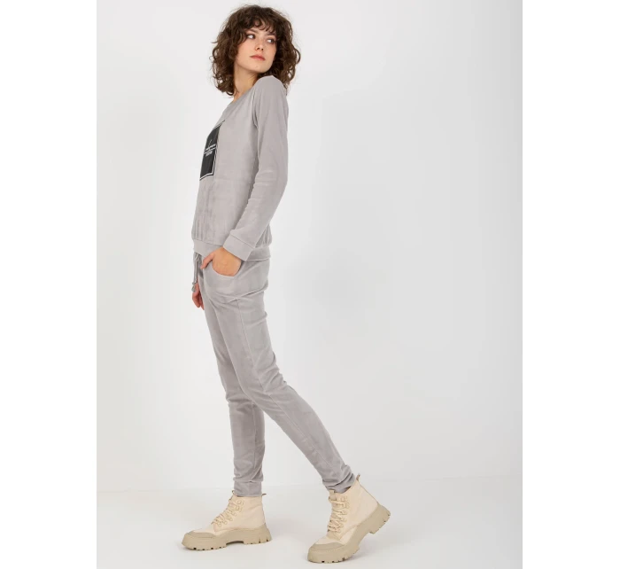 Sada RV KMPL 8440.58P světle šedá