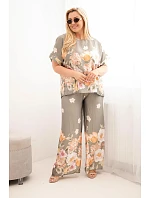 Dámský komplet Plus Size s halenkou a kalhotami s květinovým vzorem a širokými nohavicemi khaki