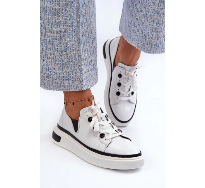 Bílé lakované dámské kožené tenisky D&A LR535