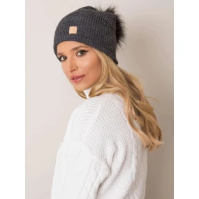 Dámská čepice model 20724705 tmavě šedá - Rue Paris