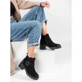 Jedinečné dámské černé  kotníčkové boty na širokém podpatku