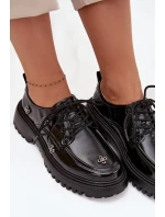 Lakované kožené dámské polobotky s přezkami model 21710370 Černé - Artiker