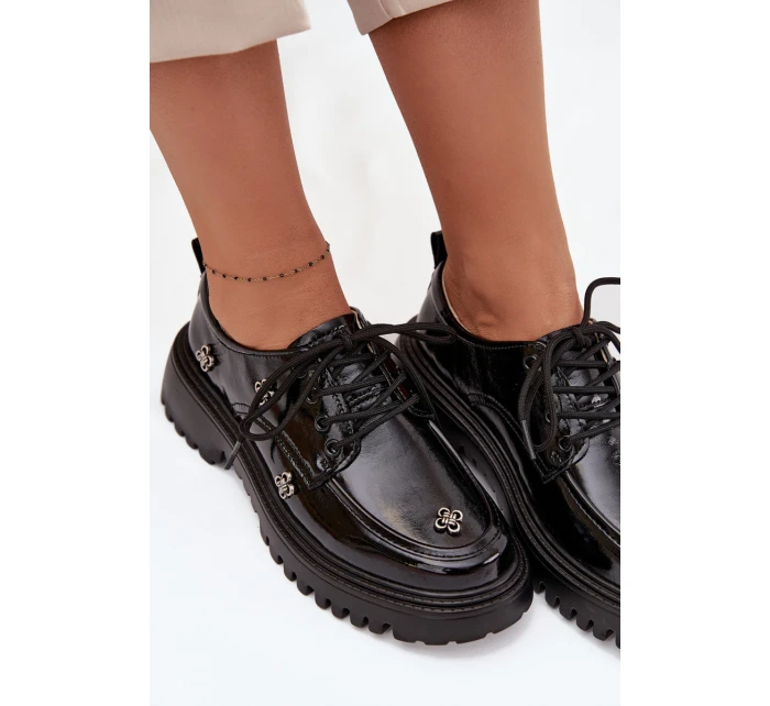 Lakované kožené dámské polobotky s přezkami model 21710370 Černé - Artiker