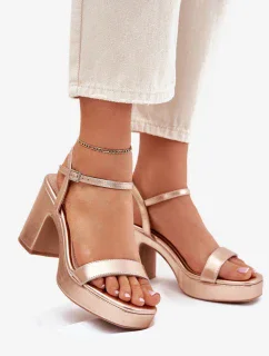 Sandály na podpatku  model 214092 Step in style