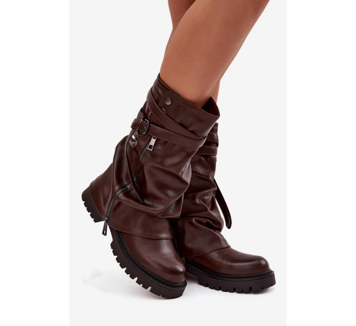 Dámské kozačky s  dílem do  s páskem čokoládové model 21715280 - Boto