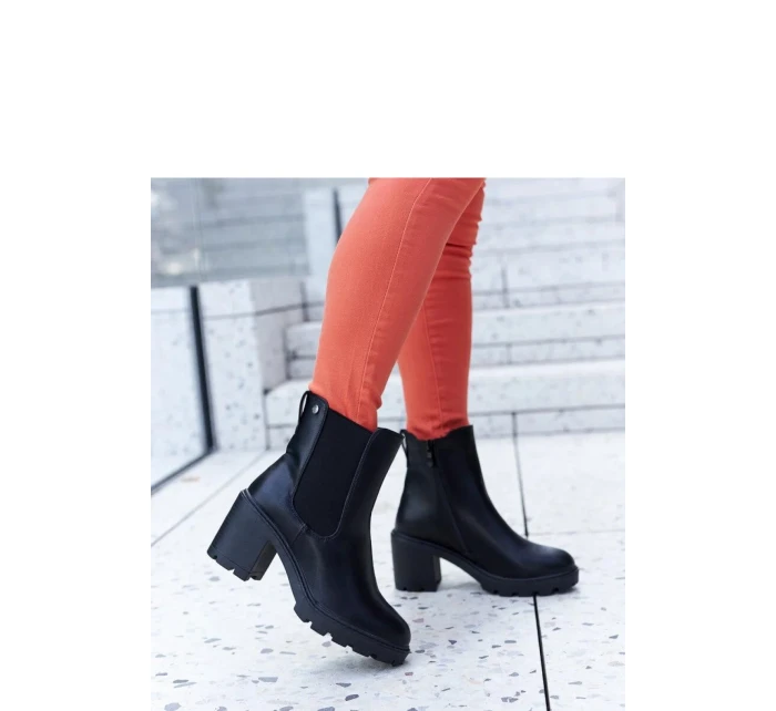 Boty na podpatku model 204766 Solea Boty na podpatku model 204766 Solea