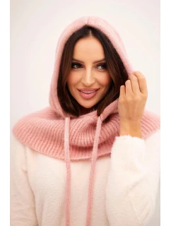 Dámská čepice s kapucí a pleteným vzorem s vázáním pudrově růžová