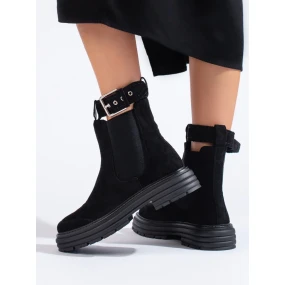 Pohodlné kotníčkové boty dámské černé na plochém podpatku Pohodlné kotníčkové boty dámské černé na plochém podpatku