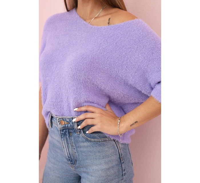 Svetr dámský z měkkého chlupu s výstřihem do V krátký rukáv světlá fialová