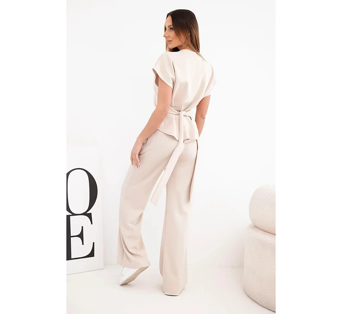 Dámský měkký komplet s halenkou s krátkým rukávem a kalhotami se širokou nohavicí béžový