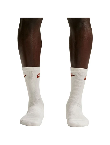 Everyday Elevated ponožky 3 páry bílé model 22169744 906 - NIKE Everyday Elevated ponožky 3 páry bílé model 22169744 906 - NIKE