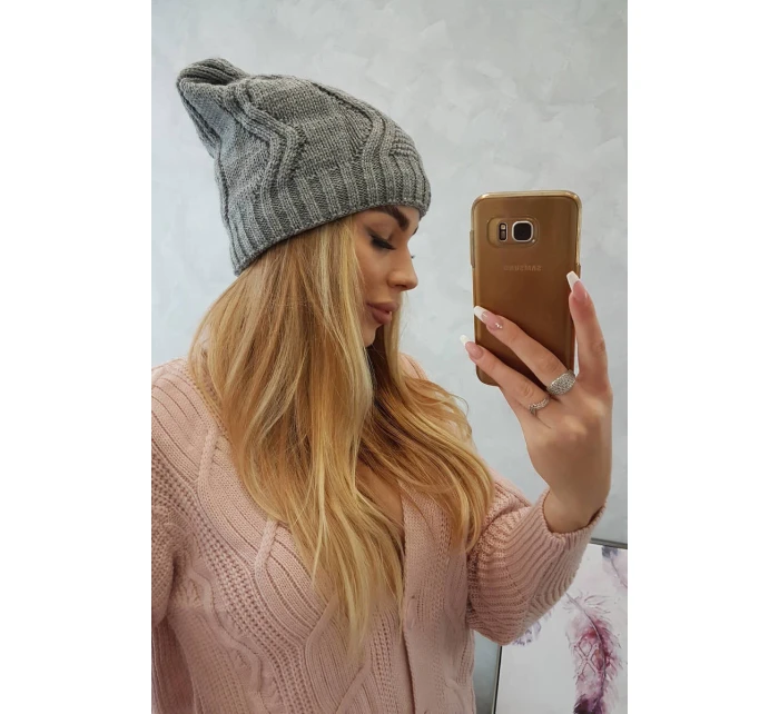 Fleecová čepice tmavě šedá model 18750803 - K-Fashion Fleecová čepice tmavě šedá model 18750803 - K-Fashion