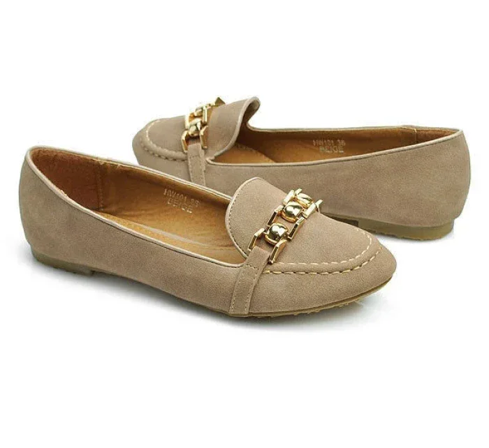 Skvělé hnědé baleríny se zlatým řetízkem