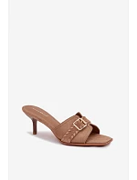 Klapky na podpatku model 225373 Step in style