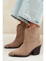 Kožené semišové kožené kozačky na podpatku s izolací Khaki model 22320935 - Boto Kožené semišové kožené kozačky na podpatku s izolací Khaki model 22320935 - Boto