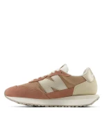 Boty W model 21167329 - New Balance