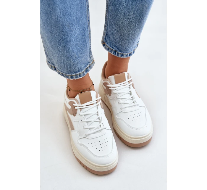 Dámské kožené sportovní boty na masivní platformě béžové model 21671302 - Boto Dámské kožené sportovní boty na masivní platformě béžové model 21671302 - Boto