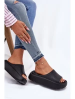 Pěnové dámské sandály na platformě černé model 21697861 - EVENTO Pěnové dámské sandály na platformě černé model 21697861 - EVENTO