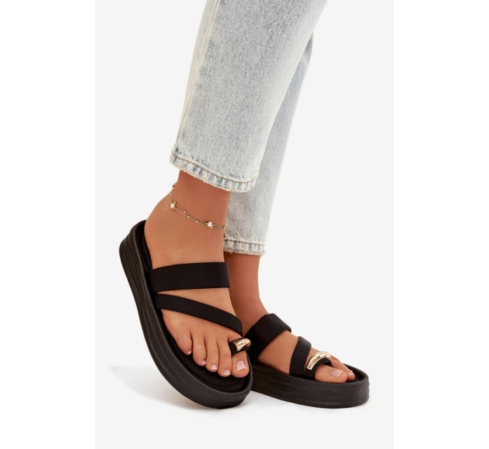 Materiálové dámské pantofle s pásky a zlatým detailem Černé Farielle