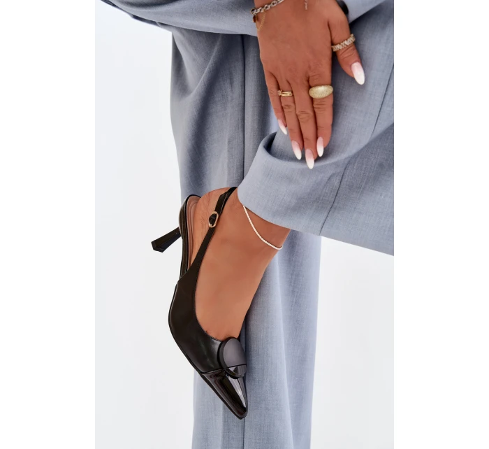 Dámské sandály na podpatku s ozdobným detailem Černé model 22027906 - Boto Dámské sandály na podpatku s ozdobným detailem Černé model 22027906 - Boto