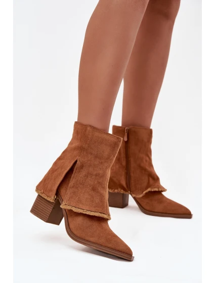 Dámské kotníkové boty na podpatku s otočeným lemem Camel Idalia Dámské kotníkové boty na podpatku s otočeným lemem Camel Idalia