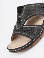 Luxusní dámské nazouváky černé na klínku Luxusní dámské nazouváky černé na klínku