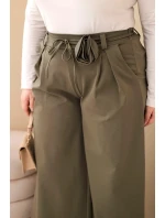 Dámské kalhoty Plus Size s širokou nohavicí a ozdobným květem v pase khaki
