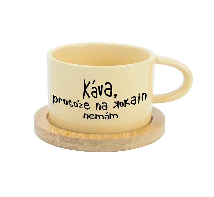 KÁVA, PROTOŽE NA KOKAIN NEMÁM - žlutý hrníček makronka 200 ml